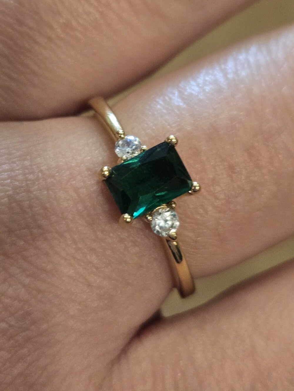 Emerald Green GemStone Ring